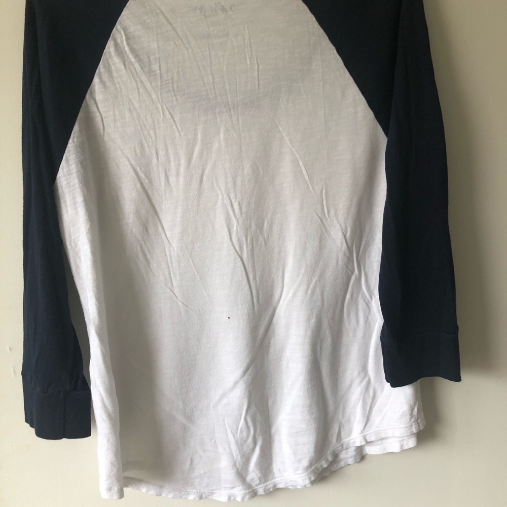 Baseball tee